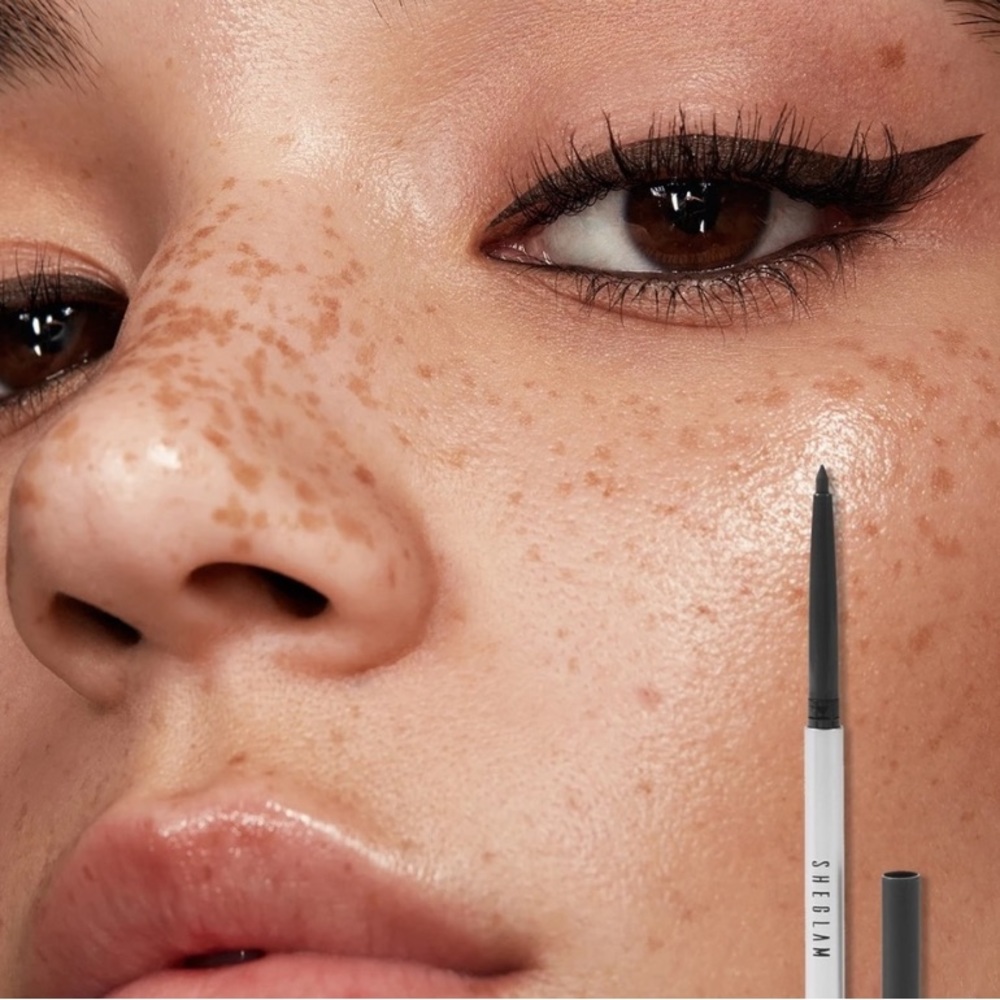 Black Creamy Eyeliner